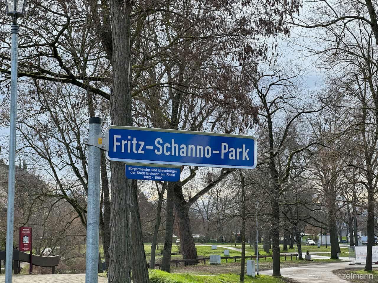 Beschilderung Fritz-Schanno-Park in Breisach